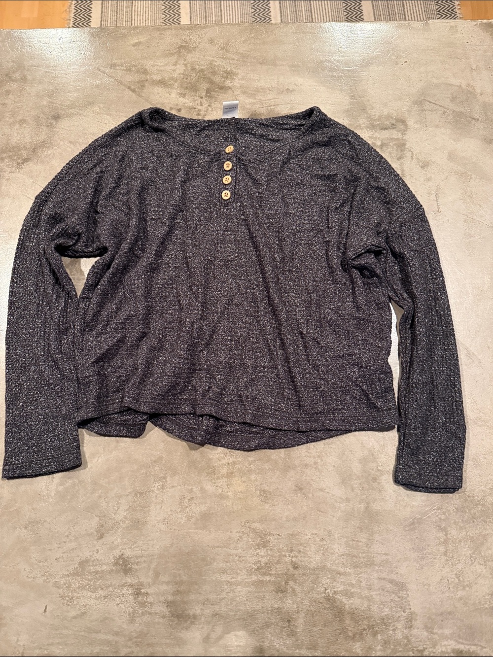 Old Navy Dark Heather Gray Long-Sleeve Henley Top with Button Placket